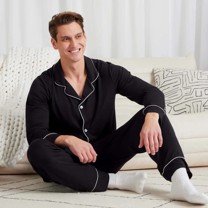 Pyjamas Lifestyle CharlyGoss 27 11 23 127 2048x 1e0f46de eceb 4dfd 9214 294d59fc7acf